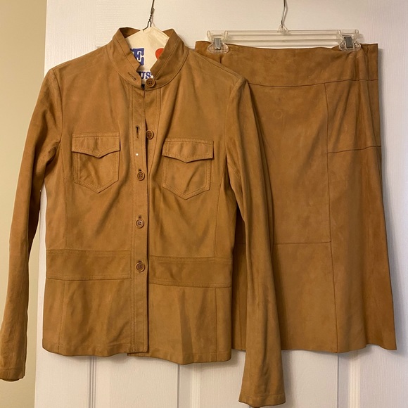 Theory 2 pc suede jacket and skirt - Picture 2 of 8
